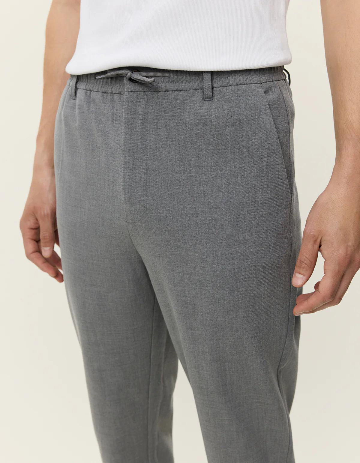 Como Tapered Textured Drawstring Pant - Grey Melange