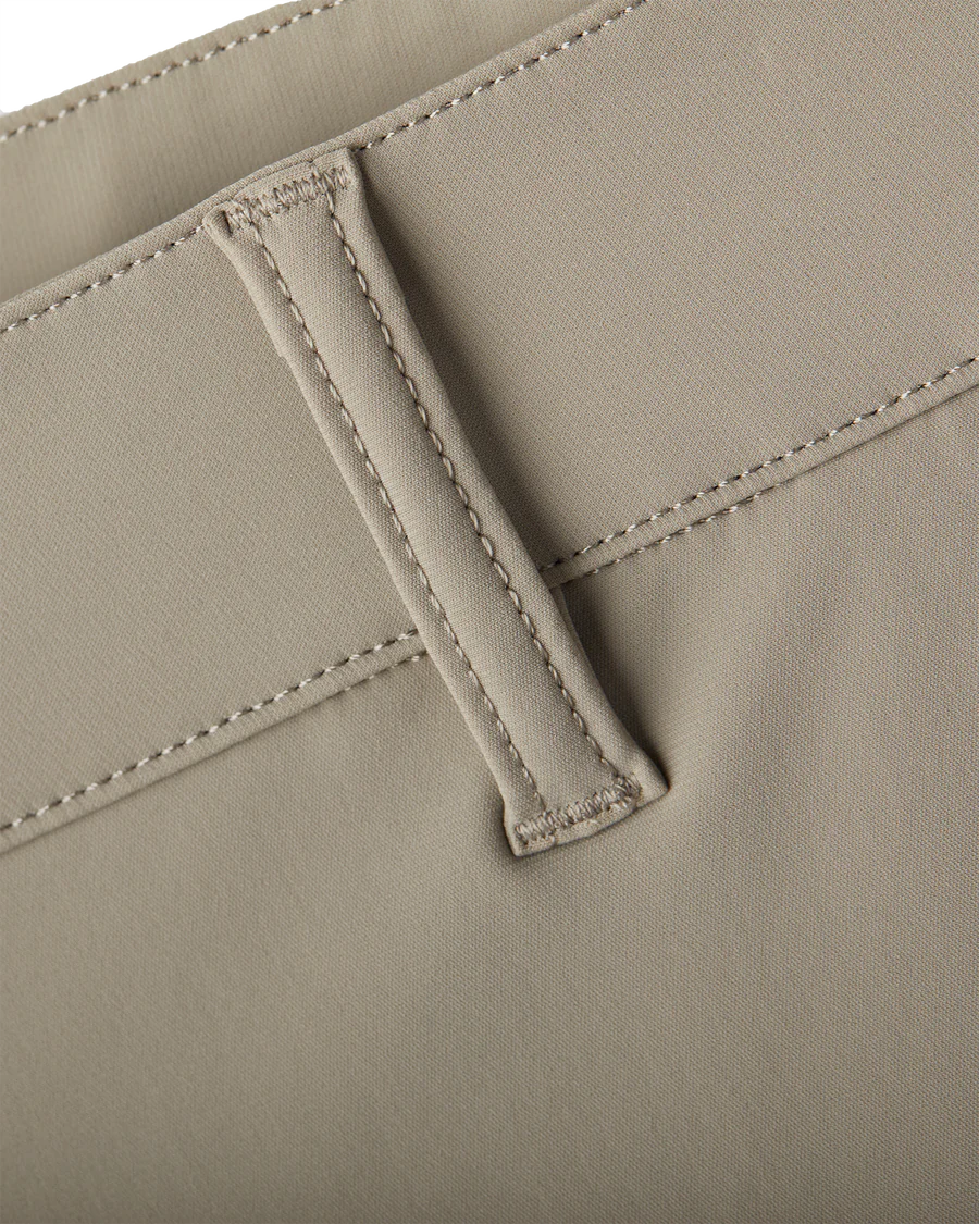 6" Resort Short - Sandalo