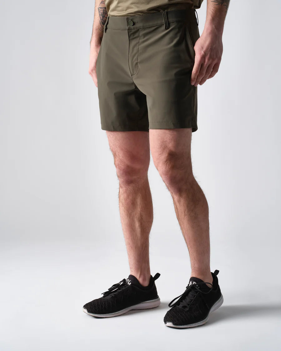 6" Resort Short - Survivor Green