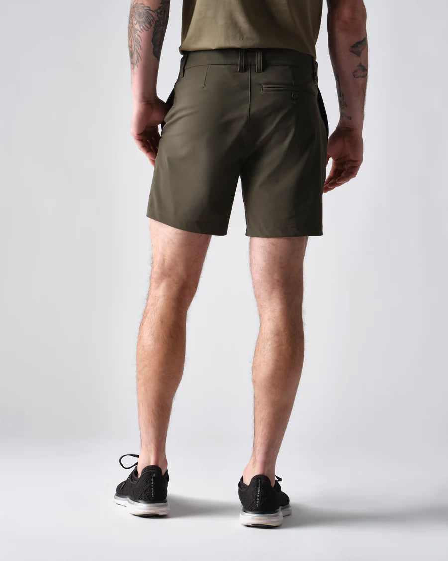 6" Resort Short - Survivor Green