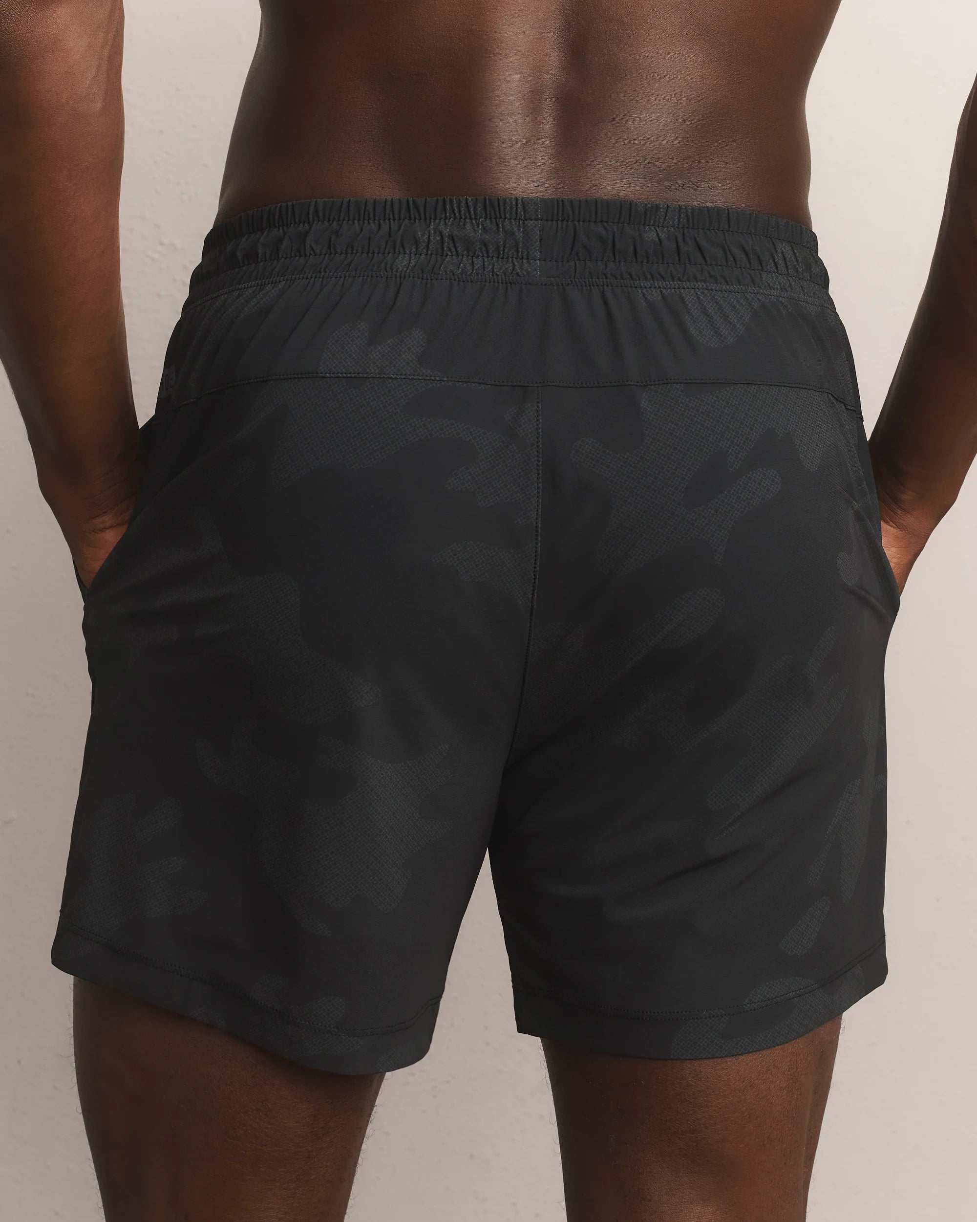 5" Pursuit Short - Asphalt Camo