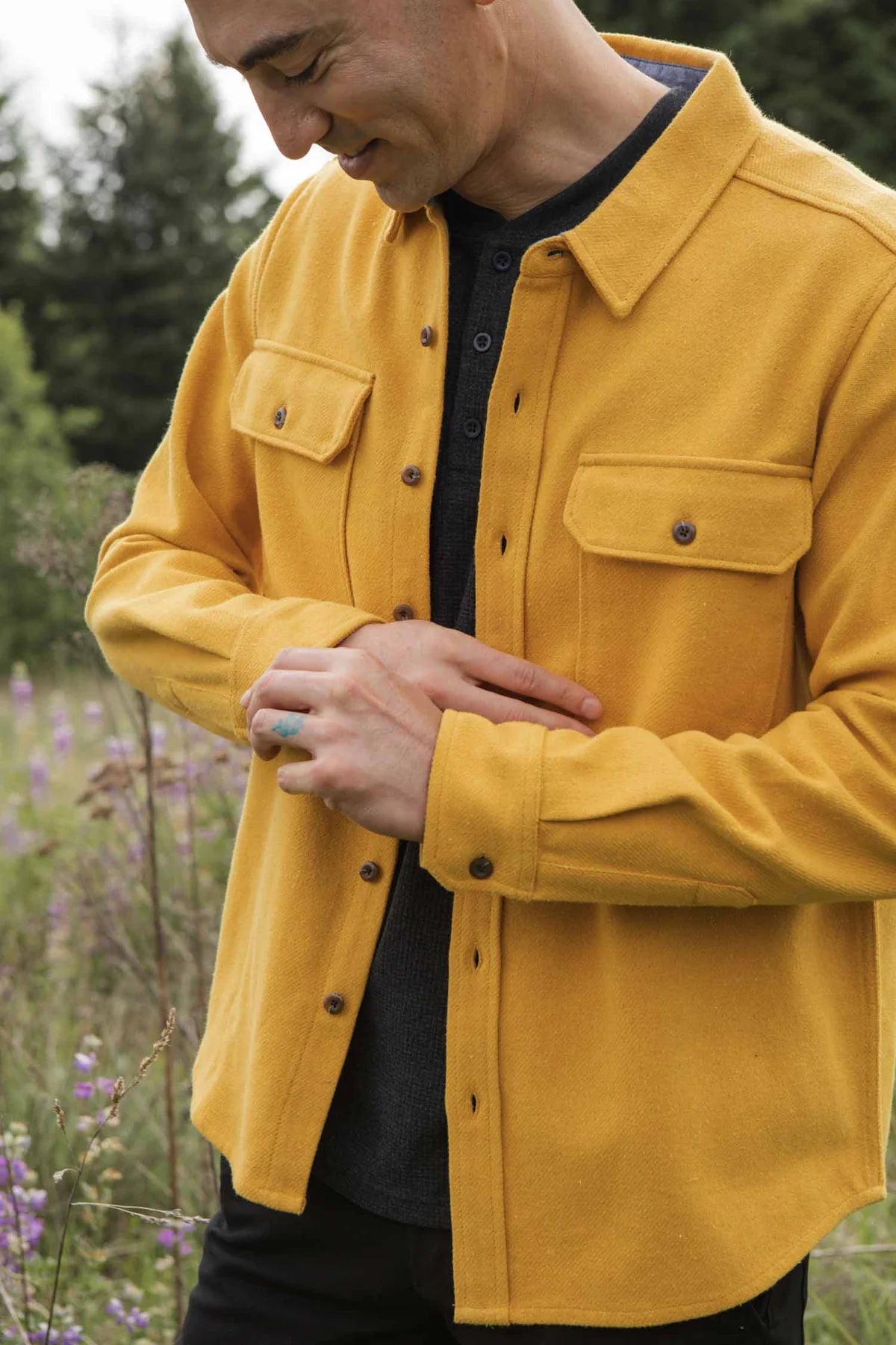 Pointer Overshirt - Antique Gold