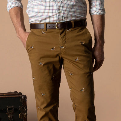 Classic Fit Gold School Critter Chino - Bronze Brown