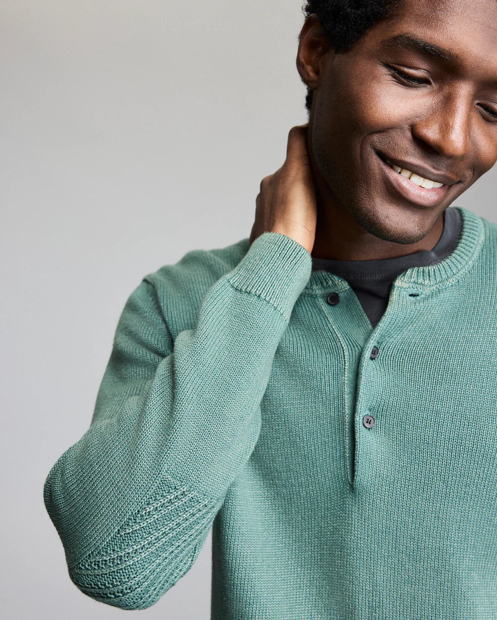 Garment-Dyed Henley Sweater - Jungle Green