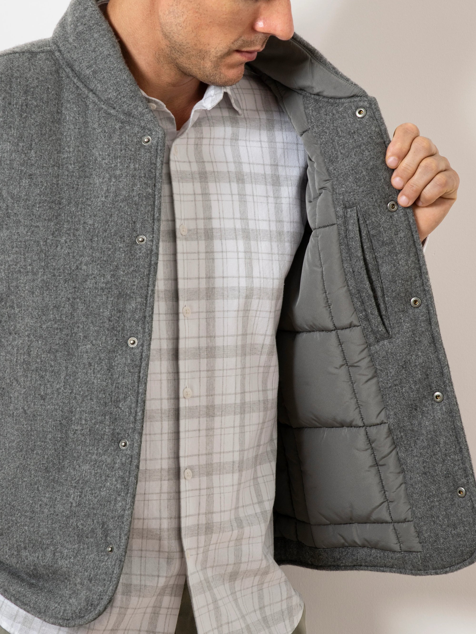 Raul Puffer Vest - Dark Charcoal