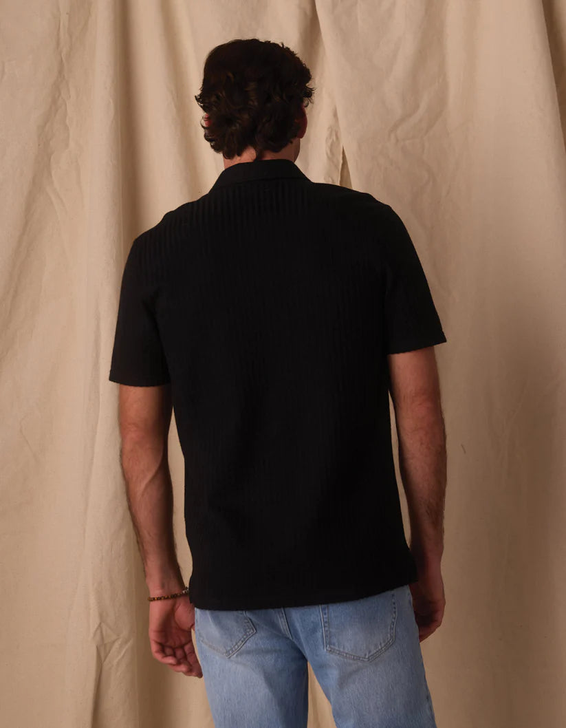 Knit Getaway Short Sleeve Button Down - Black