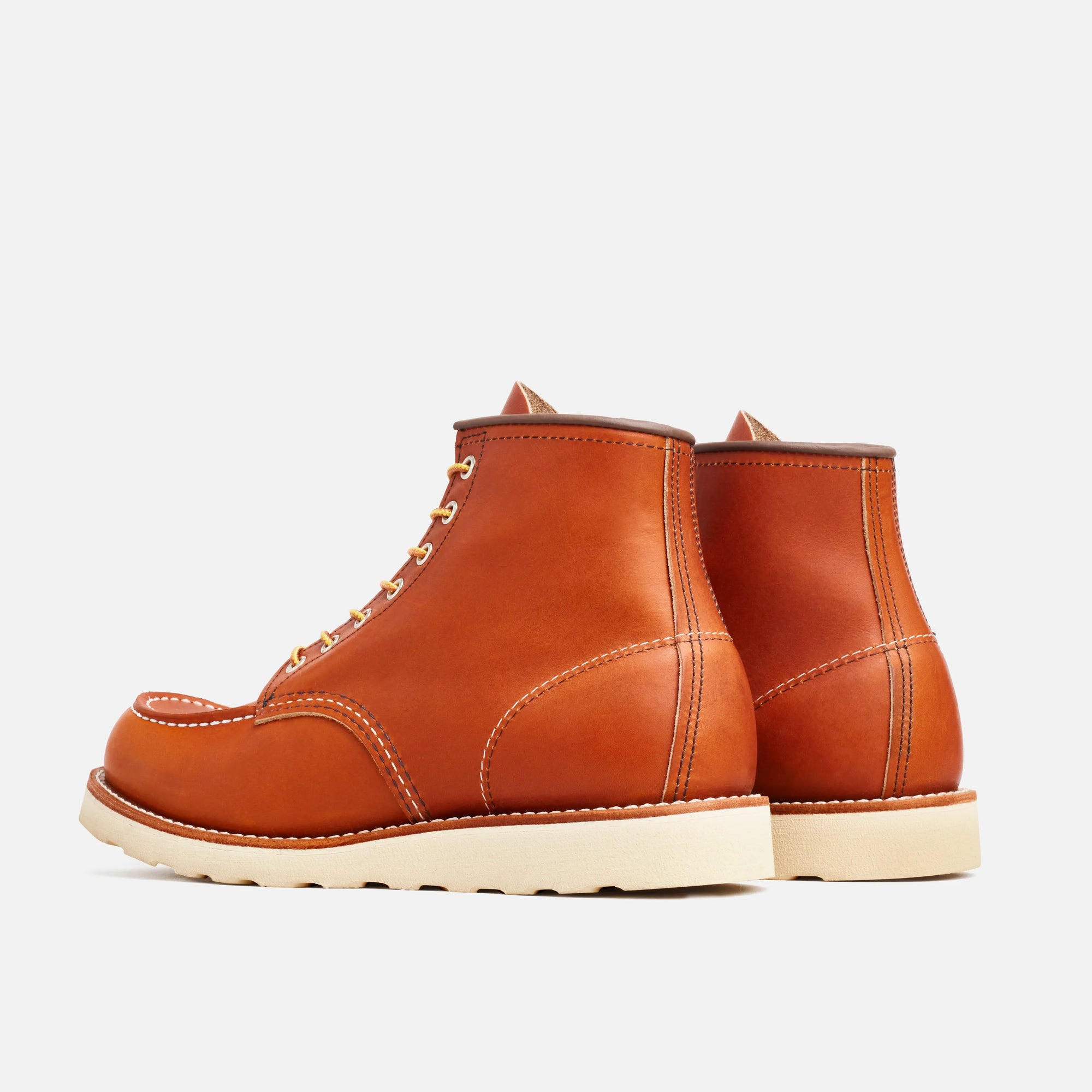 Classic Moc 6" Boot - Oro