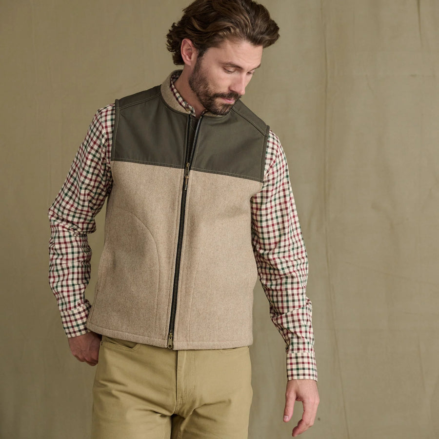 DU Northwoods Vest - Camel & Wetlands Green