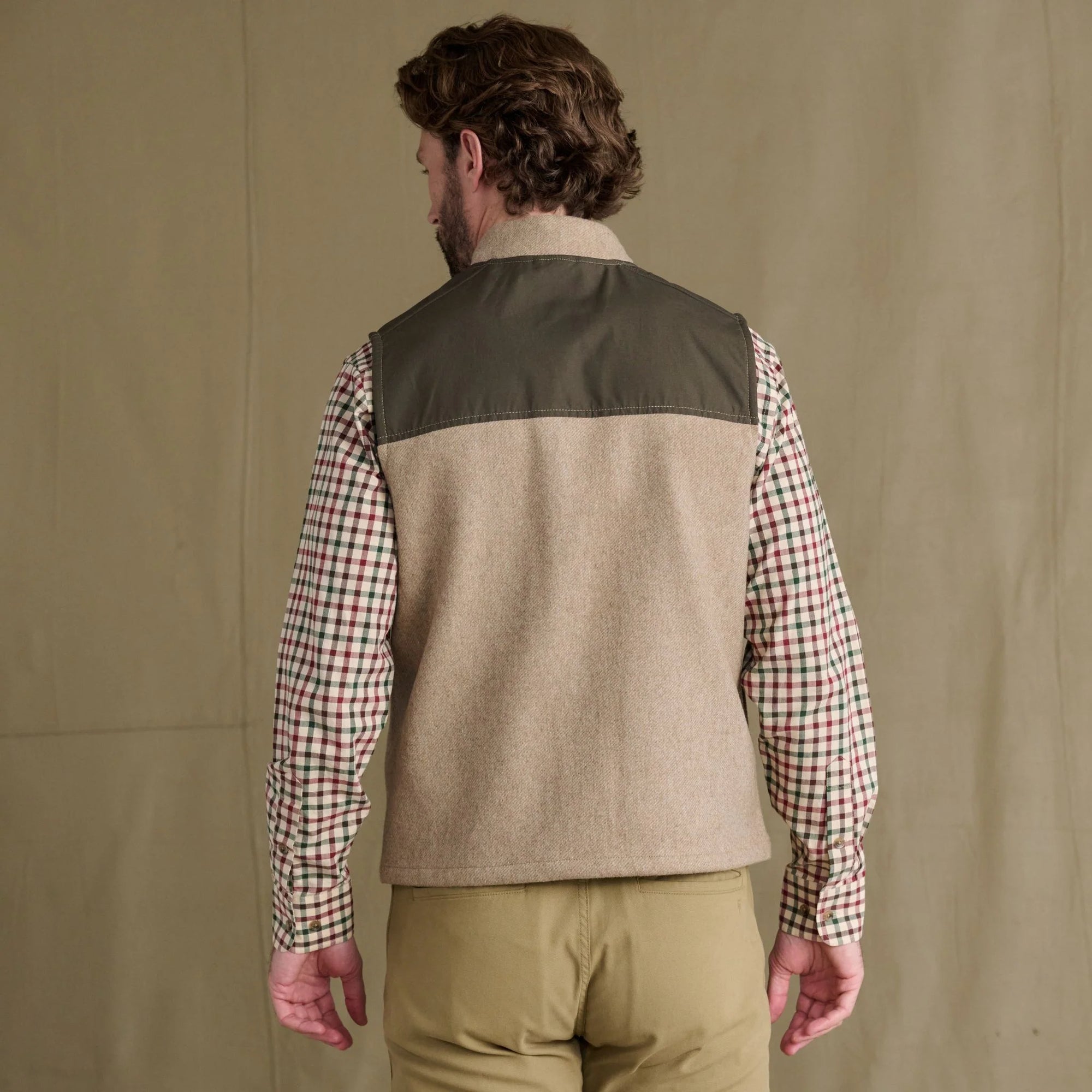DU Northwoods Vest - Camel & Wetlands Green
