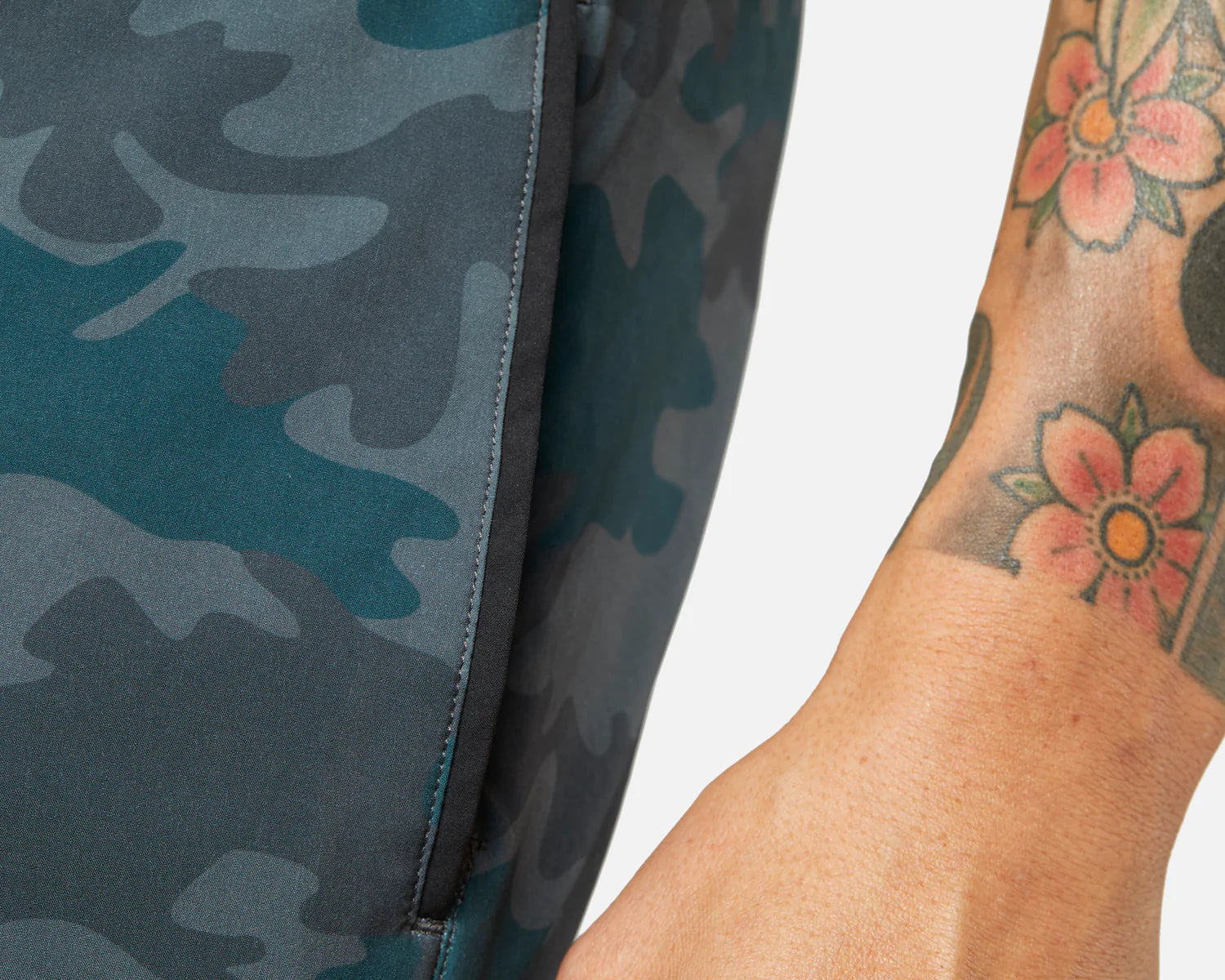 5" Mako Tech Short Unlined - Wild Forest Camo