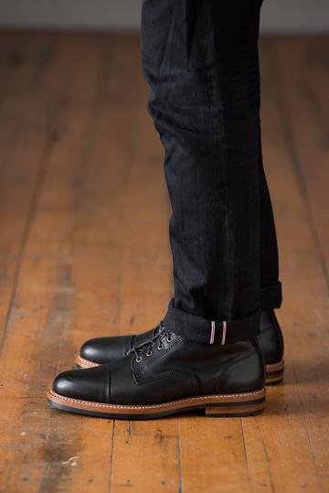 Byron Boot - Black Essex