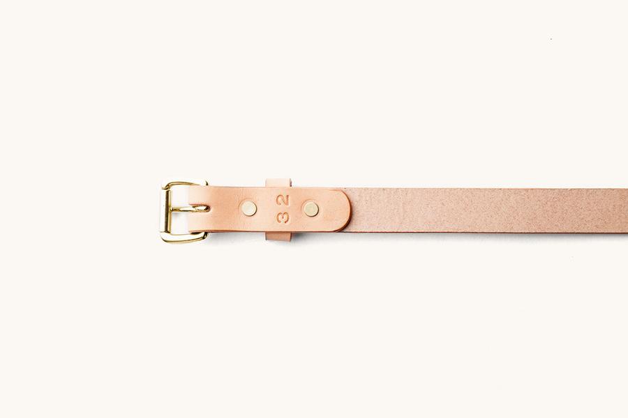 Natural Skinny Standard Belt w/ Brass Buckle